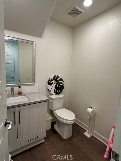 Building Photo - 109 Newall