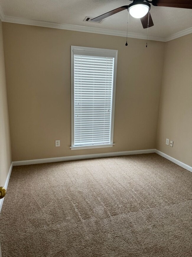 Building Photo - Ryan Ridge Rental
