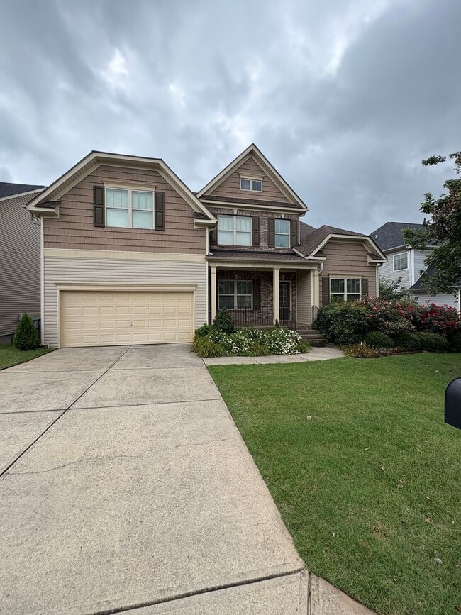 Building Photo - 4 Bedroom 4 Bath Furnished Home in Simpson...
