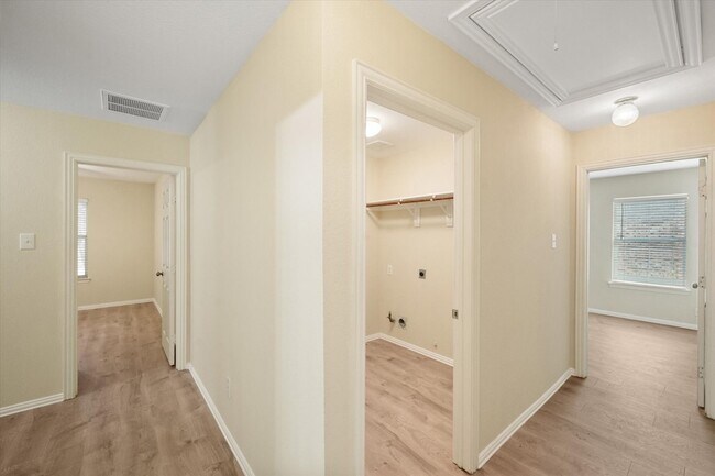 Building Photo - 600 Dover Park Trail