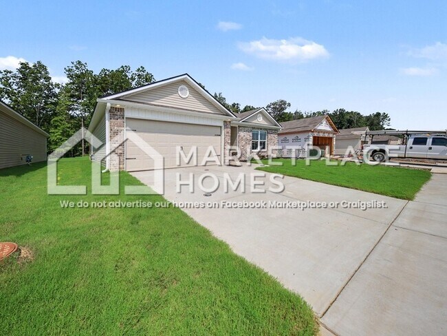 Building Photo - 1721 Amber Ave