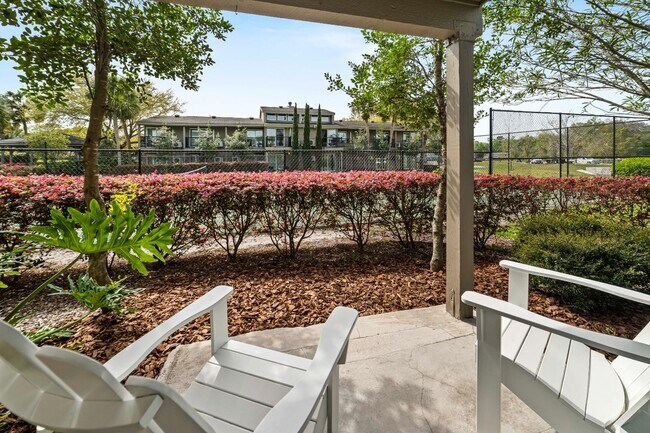 Building Photo - 8050 Baymeadows Cir W
