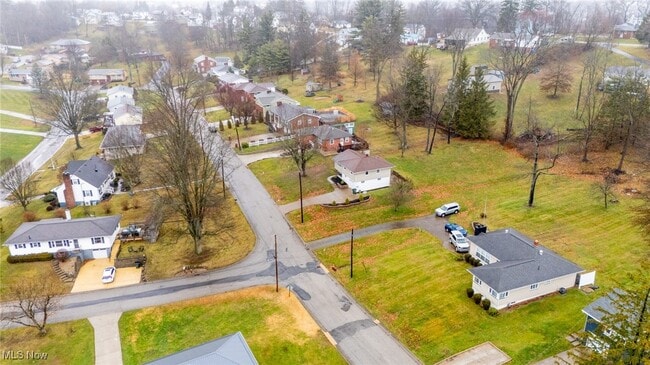 Building Photo - 134 Carroll Dr