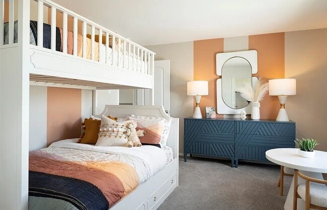 Building Photo - 313 Redonda Dr