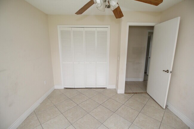 Building Photo - 1361 Lamplighter Dr NW