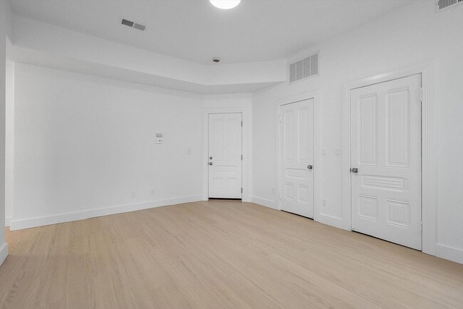 Building Photo - 1533 Lafayette St