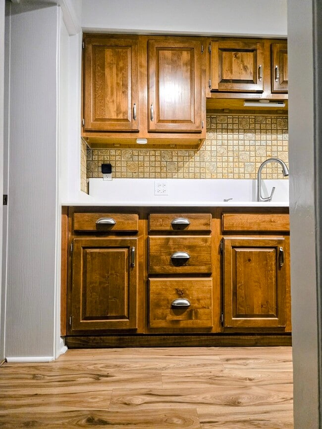 Building Photo - 3803 N Pacific Ave