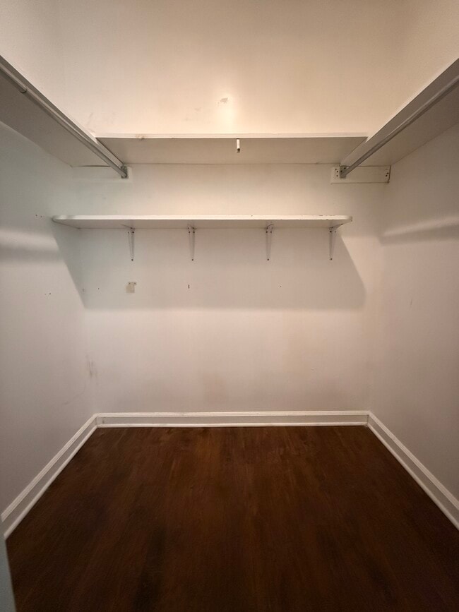 Building Photo - 5 Markwood Ln