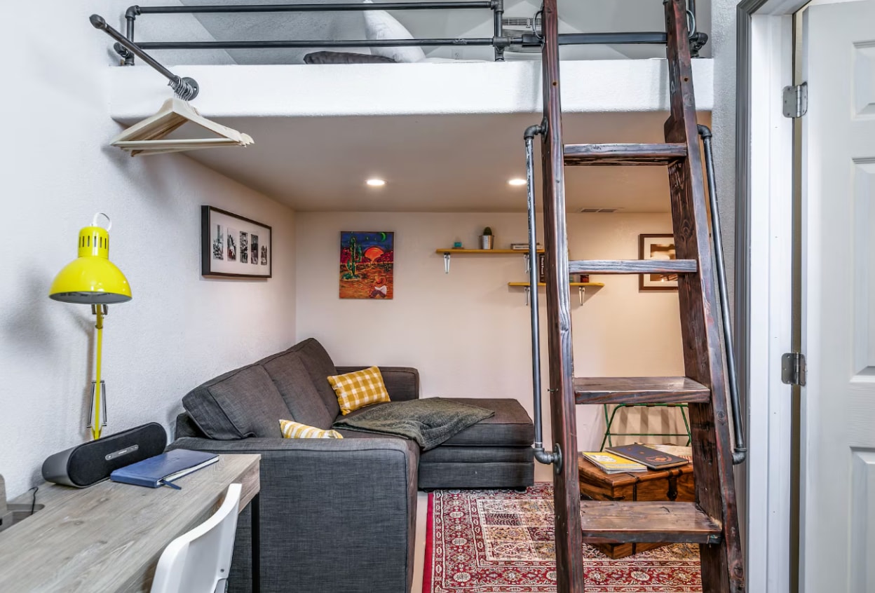 castia (not furnished) - 2010 N 16th Ave