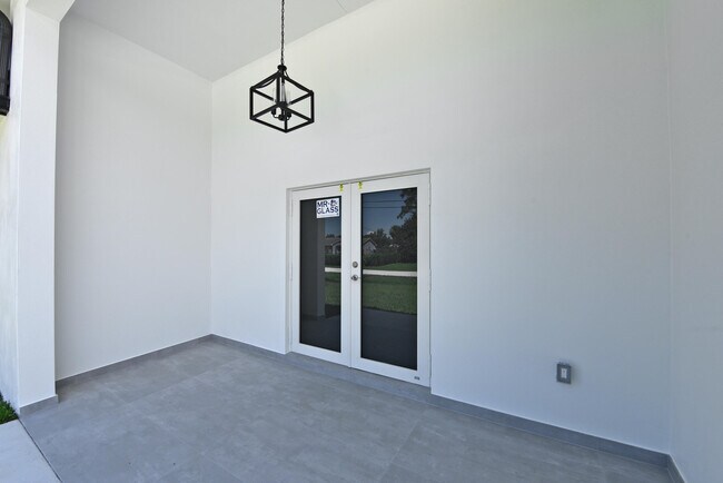 Building Photo - 13350 61st Ln N