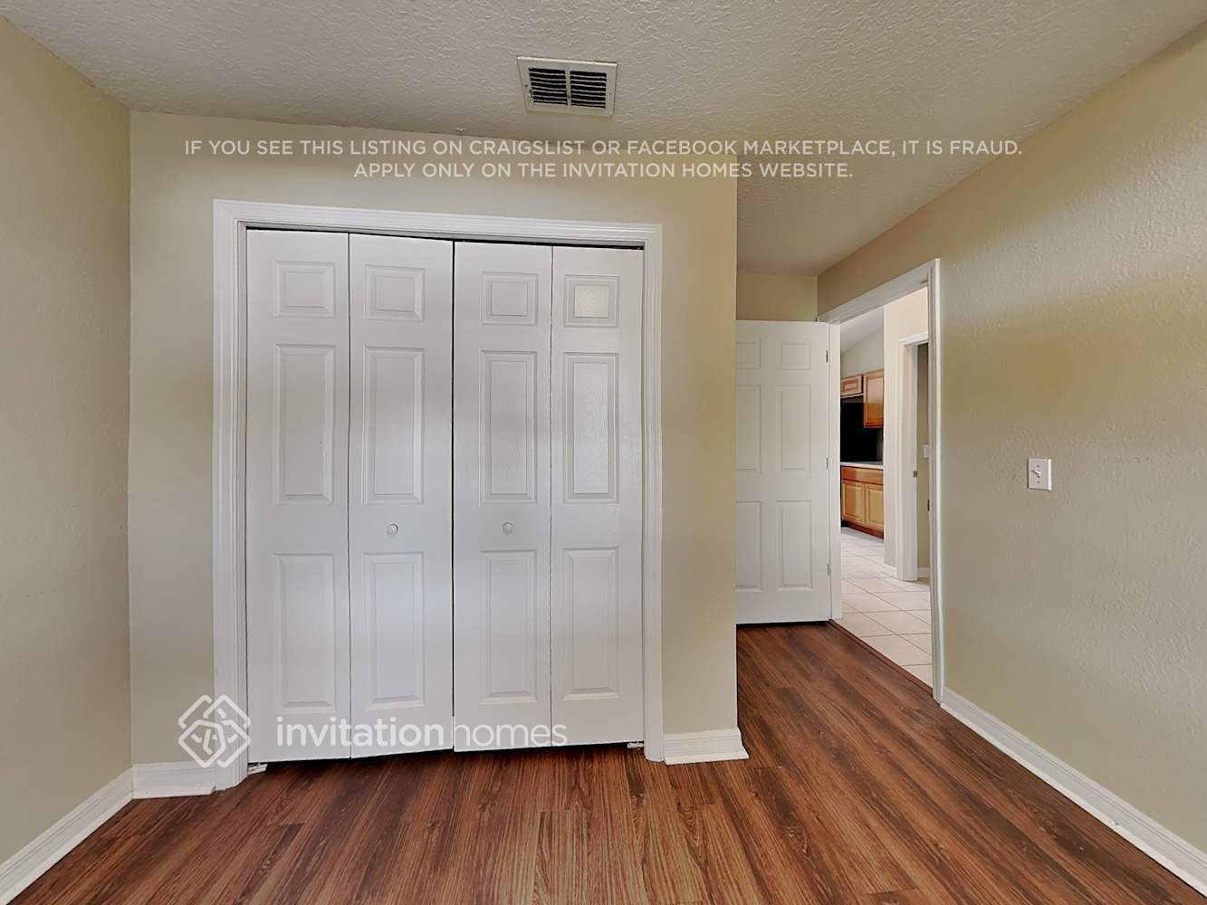 Building Photo - 115 Secluded Oak Ct