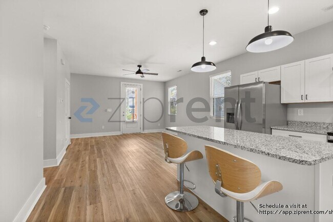 Building Photo - 106 Snyder Ct NE