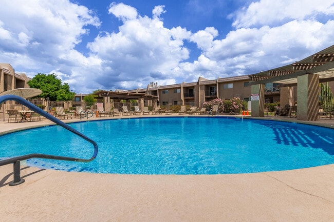 Building Photo - 7436 E Chaparral Rd