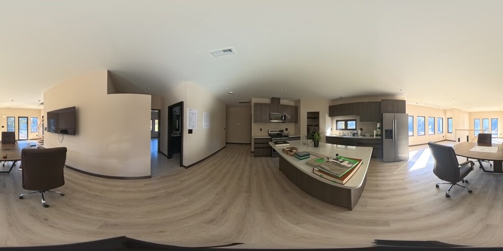 Building Photo - 753 Spire Bnd