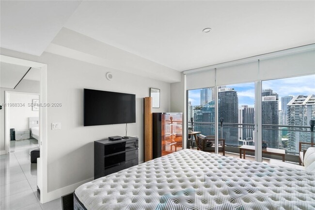 Building Photo - 92 SW 3rd St