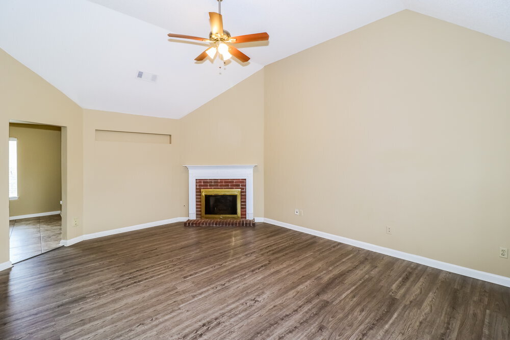 Building Photo - 1837 Black Bear Cir E