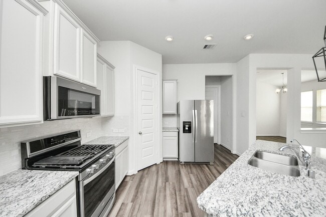 Building Photo - 8815 Arch Rock Dr