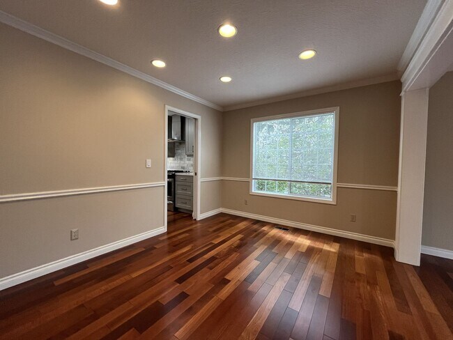 Building Photo - Stunning 4BR Home with Formal Living & Dining, Office & Gourmet Kitchen