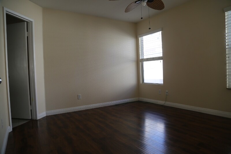 Building Photo - 11844 Scripps Creek Dr