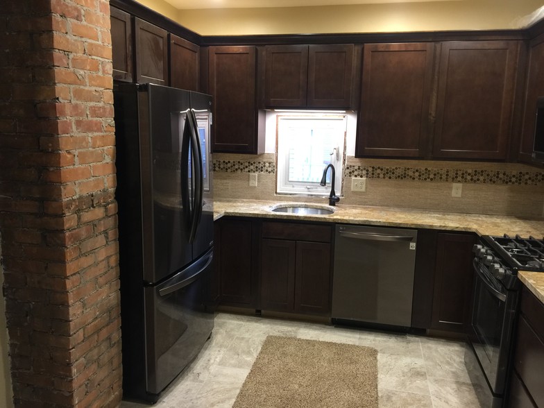 Kitchen, French door fridge and dishwasher - 100 Claremont Ave