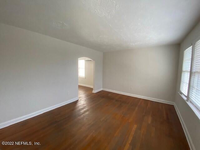 Building Photo - 1641 Larue Ave