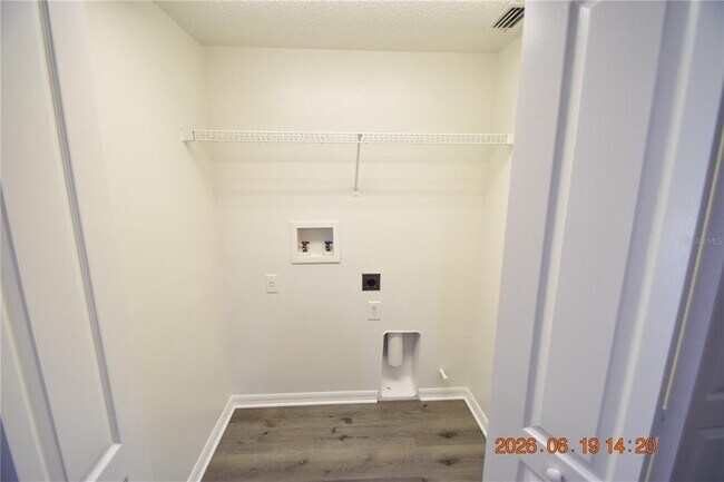 Building Photo - 1625 Open Field Loop