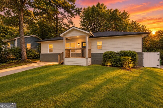 Building Photo - 1639 Bridgeport Dr NW