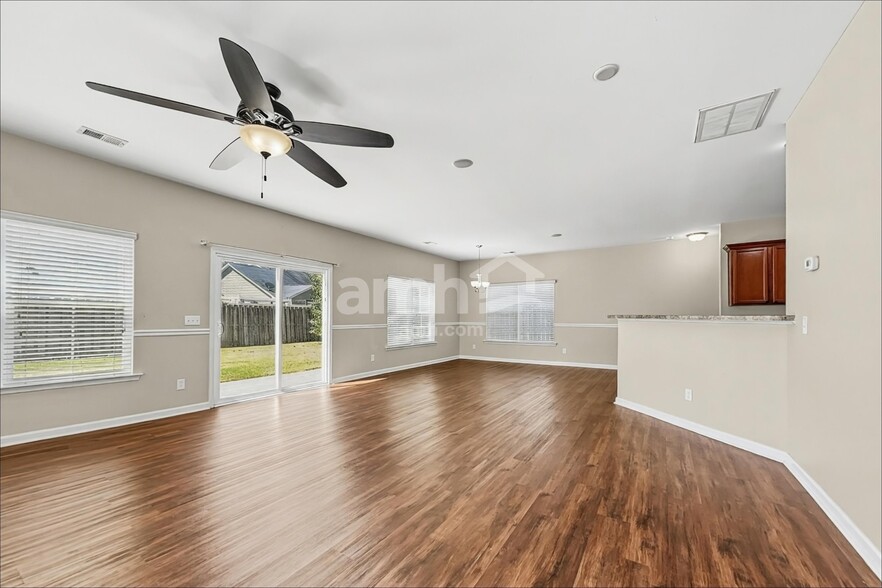 Building Photo - 51 Sand Valley Ct