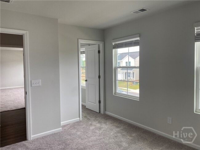 Building Photo - 107 Stillhouse Dr