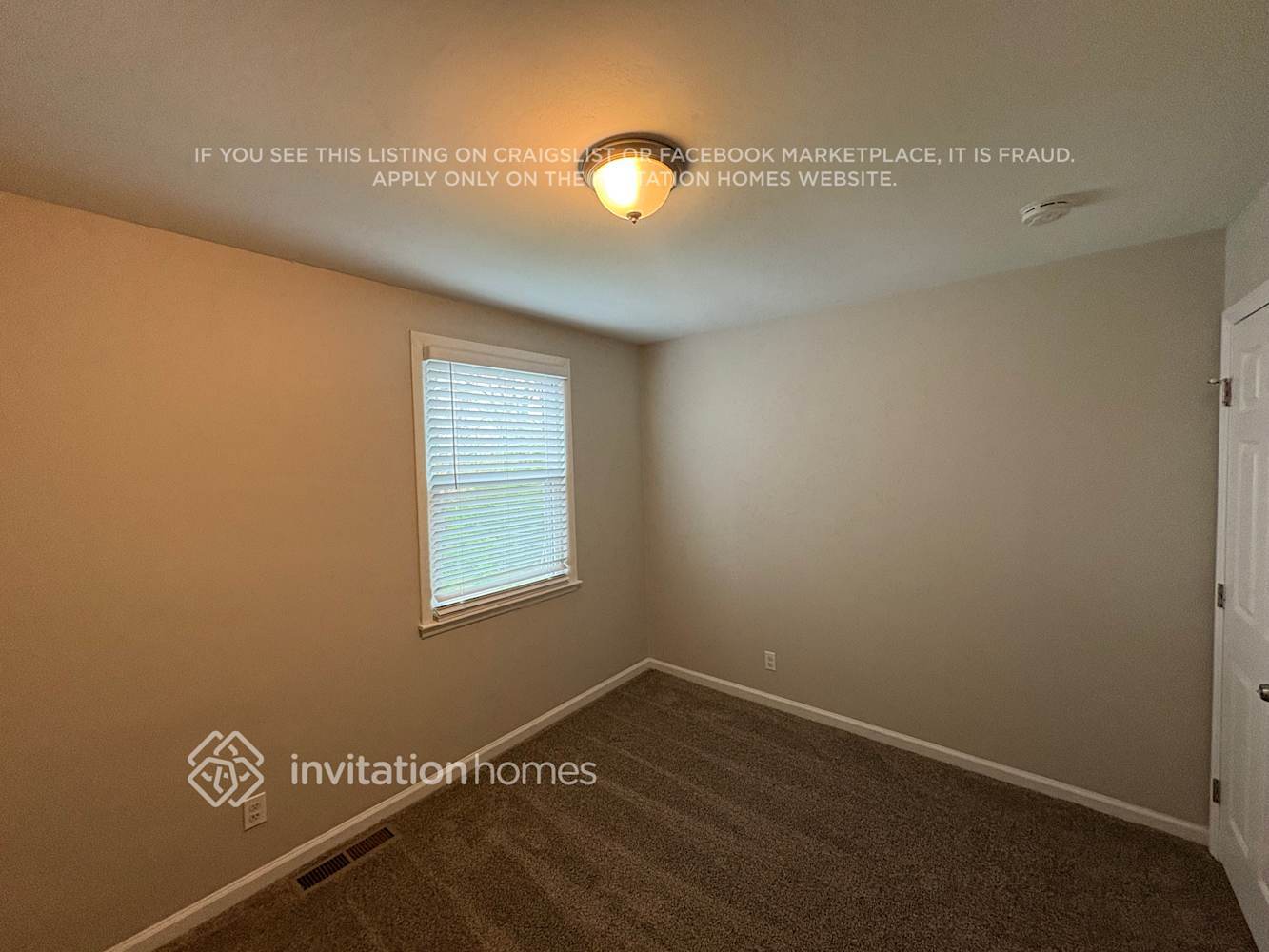 Building Photo - 3216 Holland Ln