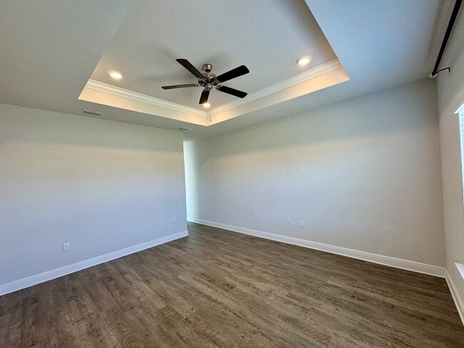 Building Photo - 145 Sandyshore Ct