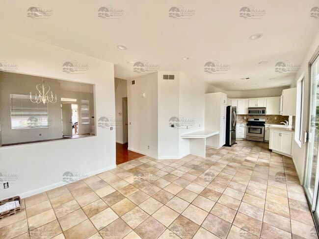 Building Photo - Beautiful 3 bedroom home with AC in The Ivey Ridge gated Community