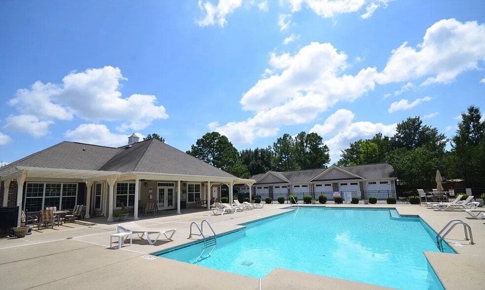 Pool - 1931 Dante Ln