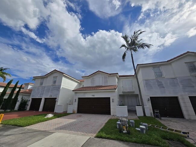 Primary Photo - 11500 NW 79th Ln