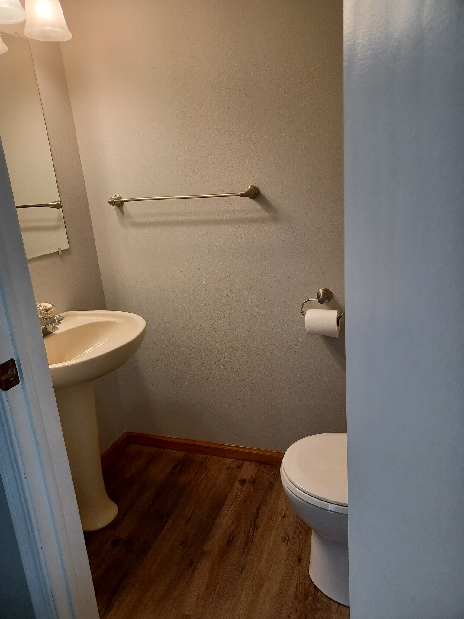 Building Photo - 130 Rhyme St