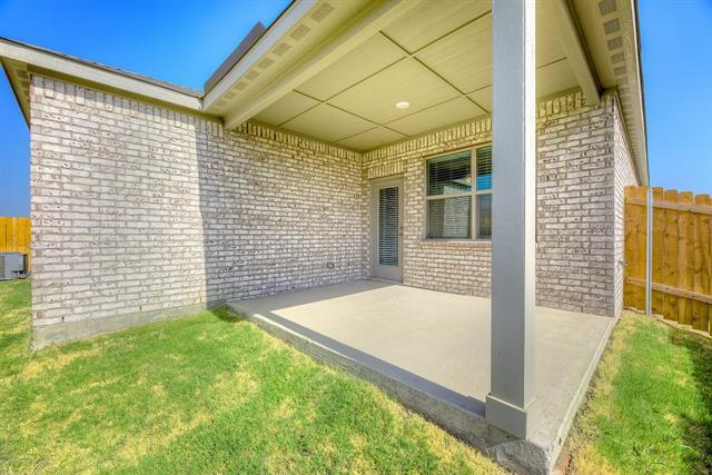 Building Photo - 1717 Cotton Blossom Ln