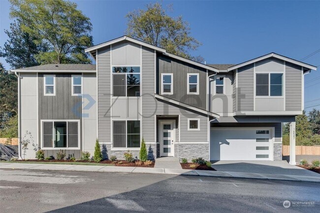 Building Photo - 16547 8th Ave NE