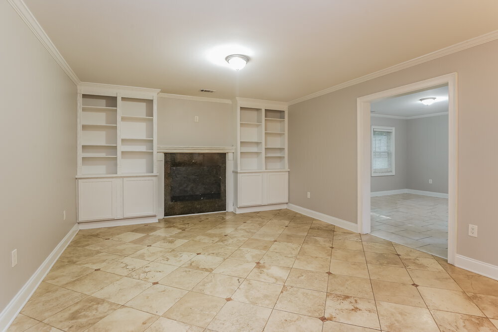 Building Photo - 2685 Hammond Dr