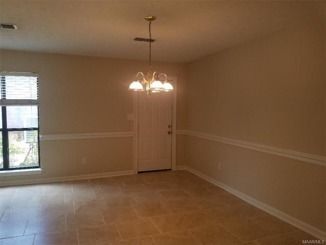 Building Photo - 1811 Young Farm Rd