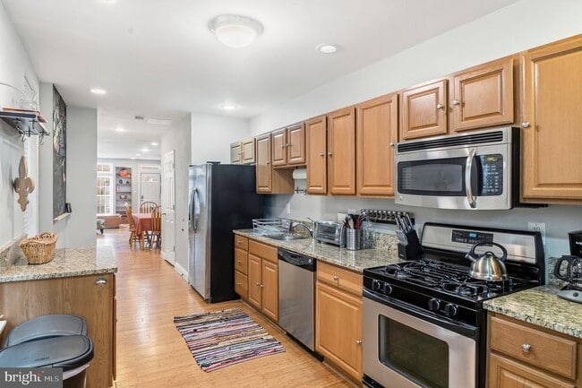 Building Photo - 2040 Orleans St