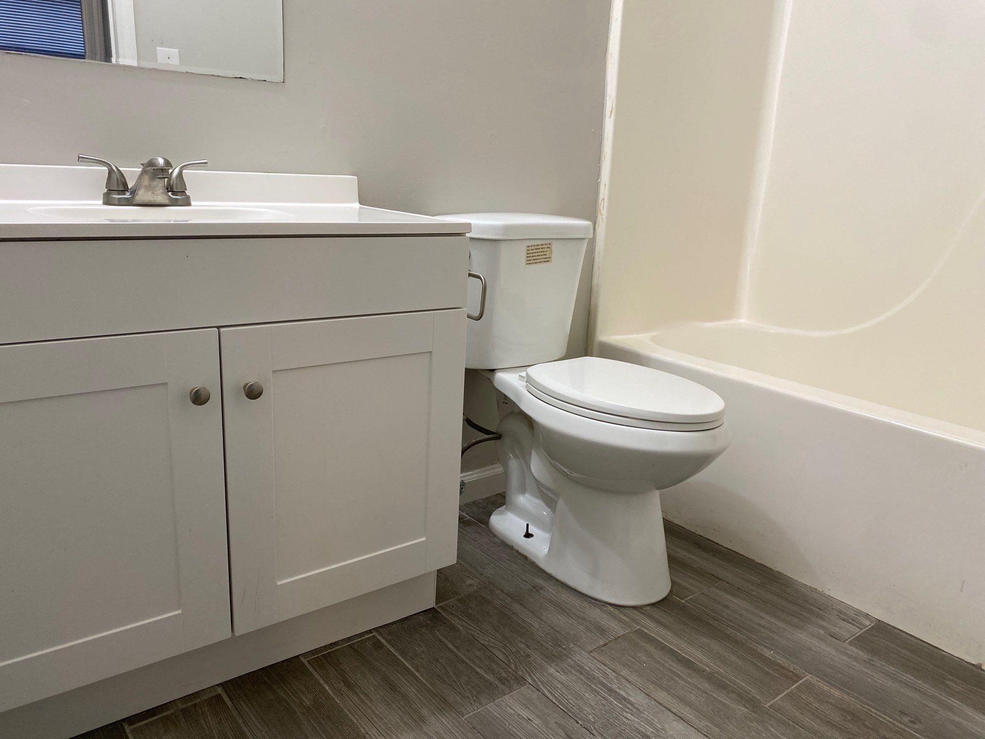 Building Photo - 877 N Royal St