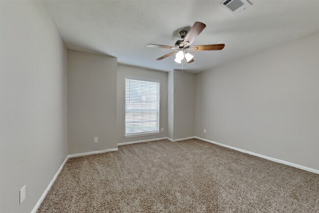 Building Photo - 25818 Elmley Pl