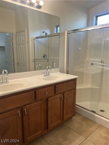 Building Photo - 5858 Sierra Medina Ave