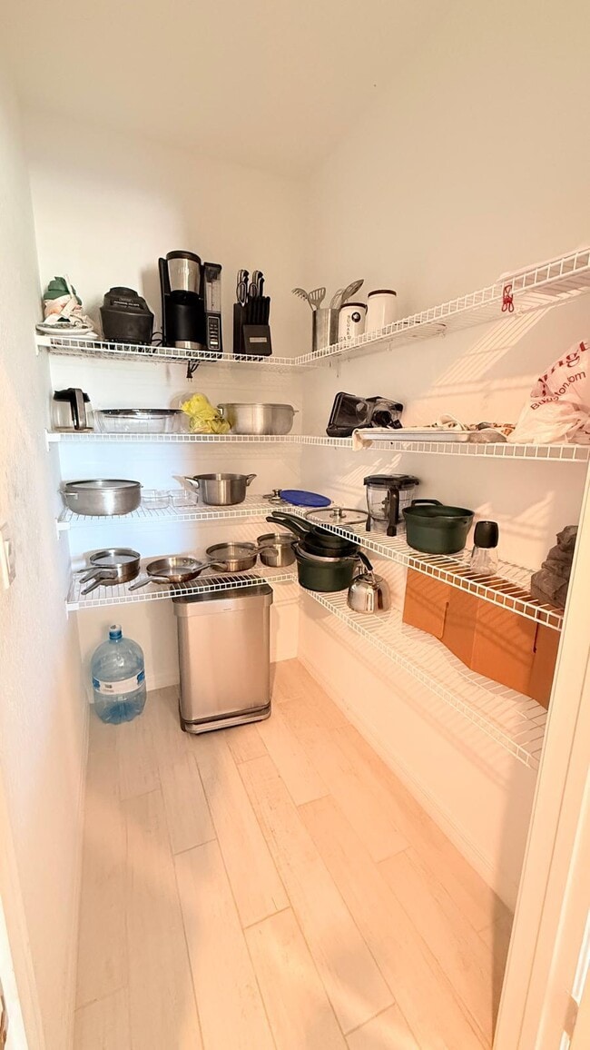 Building Photo - 5154 Armina Pl