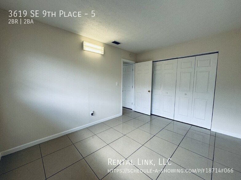 Building Photo - 3619 SE 9th Pl