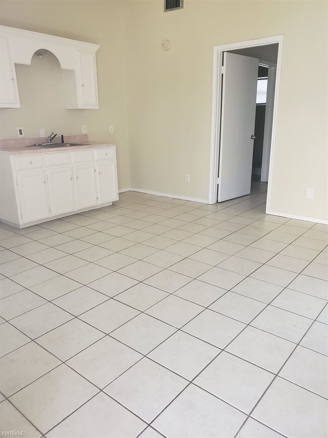 1009 E Pierce Ave 1009 E Pierce Ave Harlingen TX 78550 Apartment Finder