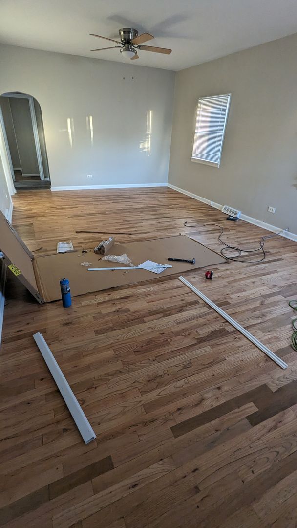 Building Photo - NICE THREE BEDROOM HOME ON NEARLY 1/3 ACRE FENCED YARD IN DENVER! AVAIL. DEC. 1st!