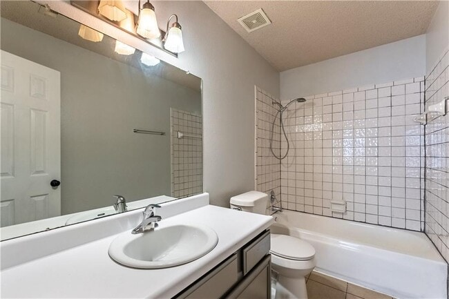 Building Photo - 725 W Van Gogh Pl