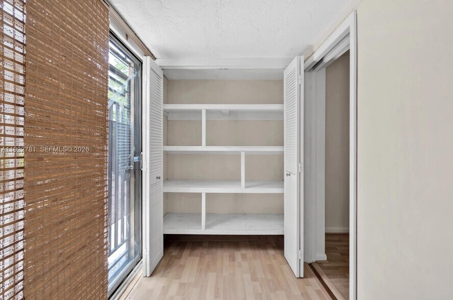 Building Photo - 3001 SW 1st Ave