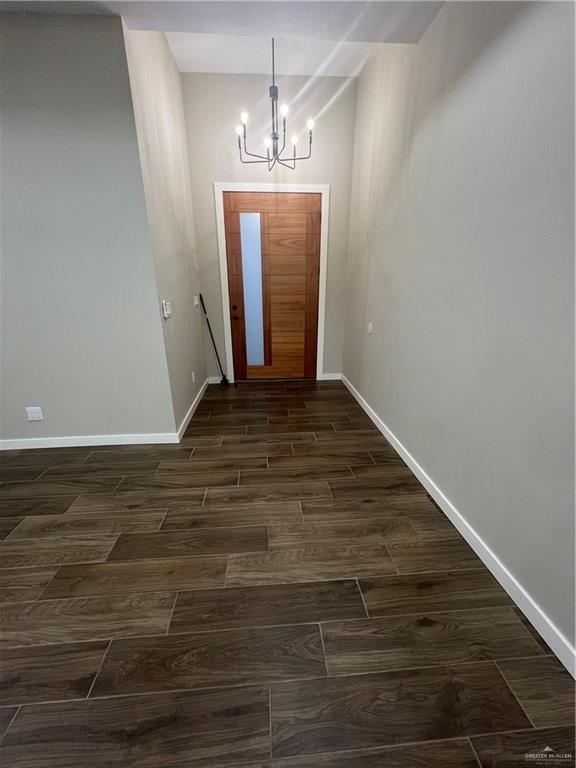 Building Photo - 18 E 13th St